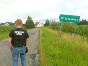 [VIDEO] Rutkowski: Mężczyzna zniknął, prokuratura umarza, bo jest koniec roku, a rodzina zrozpaczona. Prokurator Rejonowy nie wie nawet ile ma płyt z bilingami!