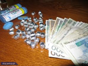 Brawurowe zatrzymanie w centrum Warszawy. Sprzedawał kokainę wśród celebrytów