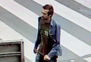 Podejrzany o kradzież łańcuszków. Ktoś go rozpoznaje?