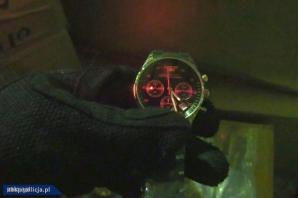 [VIDEO] Zorganizowana grupa przestępcza produkująca i rozprowadzająca kosmetyki oraz odzież zlikwidowana