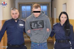 Pałkami pobili 38-latka, bo jadąc samochodem ochlapał ich błotem