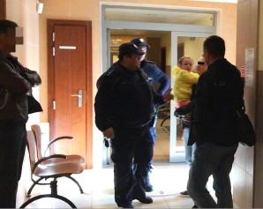 [VIDEO] 6-letnia Maja Komorowska uwolniona! Jest już szczęśliwa z mamą! Ujawniamy szczegóły 15-godzinnej operacji Krzysztofa Rutkowskiego!