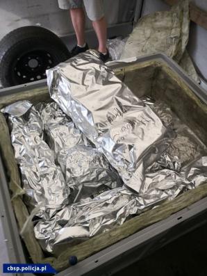 [VIDEO] Narkotyki przemycane do Polski miały być rozprowadzone w woj. lubelskim - plany pokrzyżowali policjanci z CBŚP i KMP z Lublina