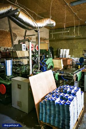 [VIDEO] W przeciągu miesiąca można było wyprodukować 900 tys. Paczek papierosów