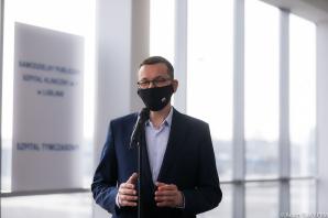 [VIDEO] Kolejne rządowe pieniądze dla firm – 4,5 mld zł na wsparcie polskich przedsiębiorców