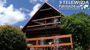 [VIDEO] Pandemia zwiększyła zainteresowanie wynajmem domków letniskowych. Polacy szukają miejsc na wyłączność z możliwością wykorzystania bonu turystycznego