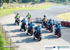 [VIDEO] Polscy i niemieccy policjanci doskonalili umiejętności jazdy motocyklem i samochodem. Podsumowanie międzynarodowego projektu