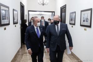 Spotkanie szefów dyplomacji Polski i Turcji. Ministrowie omówili także tematy zagrożeń na wschodniej granicy w kontekście sytuacji w Afganistanie i na Białorusi