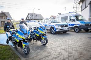 Otwarcie nowej siedziby Posterunku Policji w Młynarach z udziałem wiceministra Błażeja Pobożego