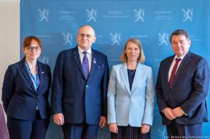 Minister Zbigniew Rau wziął udział w nieformalnym spotkaniu ministrów spraw zagranicznych Sojuszu Północnoatlantyckiego w Oslo