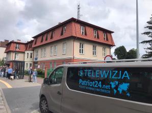 [VIDEO] Skandal! Rutkowski wskazał miejsce pobytu oprawcy Filipa. Ale dla policji w Pucku połamana szczęka, zmasakrowana twarz i zwolnienie lekarskie na 2 miesiące jest „lekkim bądź średnim uszczerbkiem na zdrowiu”, więc sprawcy nie zatrzymuje!