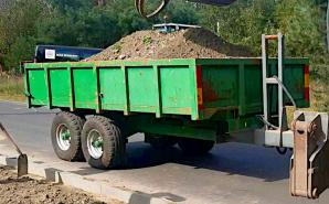 [VIDEO] RUTKOWSKI W AKCJI: Kobieta i trzech mężczyzn w grupie przestępczej, która ukradła ciągnik John Deere, przyczepę i osprzęt koło Widawy? 