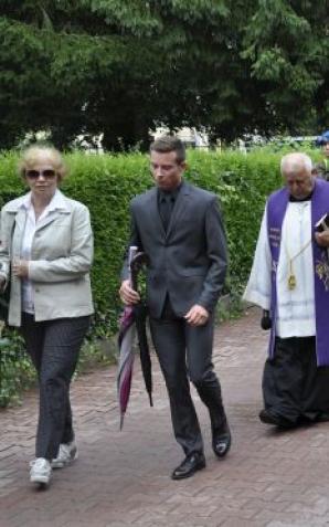 [VIDEO]Ciało Ryszarda Ulickiego spoczęło w Alei Zasłużonych