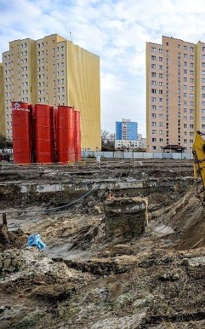 Pozdrowienia w przyszłość na budowie II linii metra