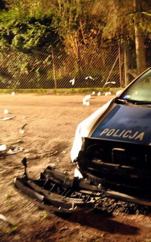 Dramatyczny pościg w podwarszawskich powiatach. Jedna osoba zginęła, trzy są ranne! 