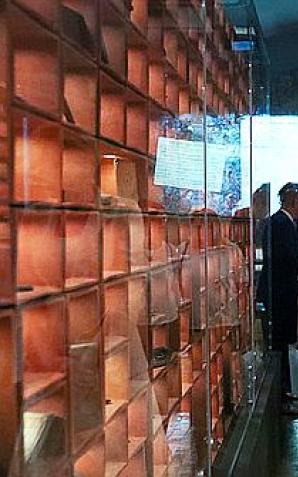 Małżonki Prezydentów Polski i Czech w Muzeum Katyńskim