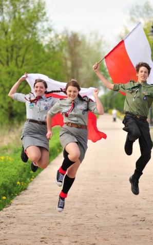 Bystrzyca Kłodzka: przyjaciel miasta z darami dla harcerzy