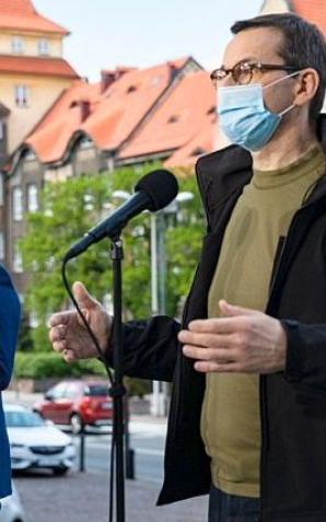 [VIDEO] Premier w Katowicach: Sytuacja na Śląsku jest opanowana