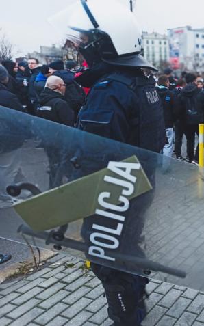 Policyjne interwencje podczas zabezpieczenia meczu Górnika Zabrze z Legią Warszawa