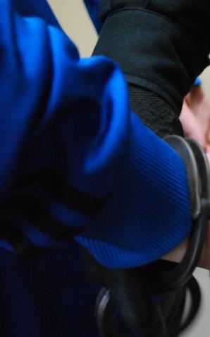 Kosmetyki i wibratory łupem 76-latki