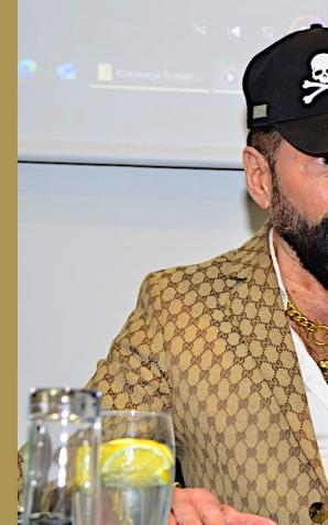 GIGANTYCZNA KRADZIEŻ W POZNANIU. Ze skrytki skradziono biżuterię wartą ponad 2 miliony złotych. Na miejscu Krzysztof Rutkowski