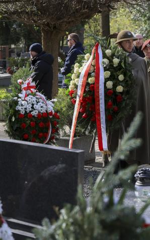 [VIDEO] Hołd dla ofiar katastrofy smoleńskiej