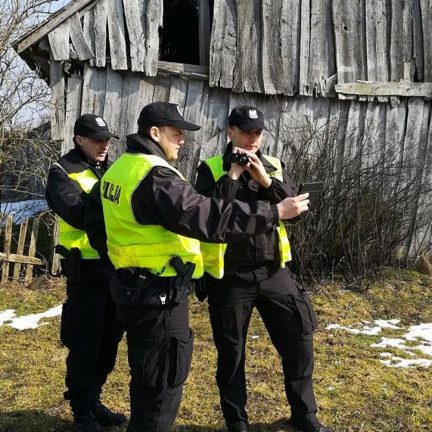 Obaj uciekinierzy z aresztu w Stawiszynie zatrzymani