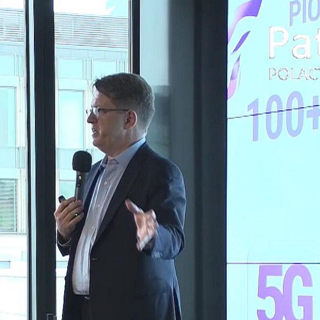 [VIDEO] Gdynia pierwszym polskim miastem z siecią 5G. To pionierskie na skalę światową wdrożenie przy wykorzystaniu takiego rozwiązania technologicznego
