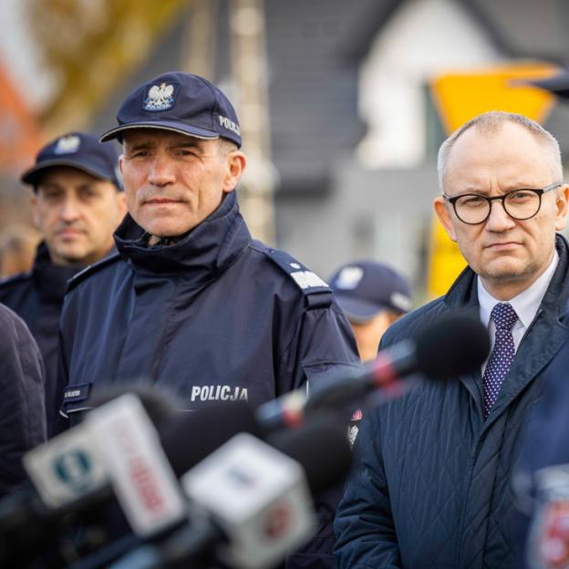 Otwarcie nowej siedziby Posterunku Policji w Młynarach z udziałem wiceministra Błażeja Pobożego