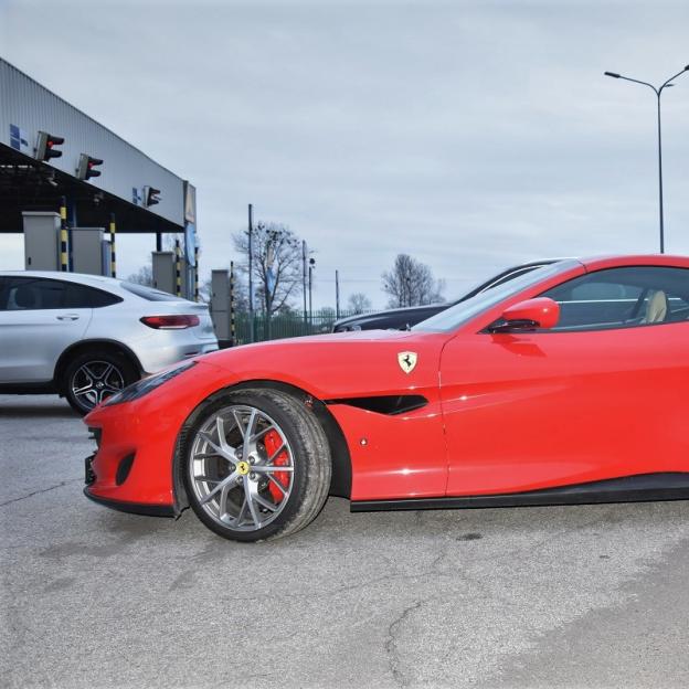 Odzyskano poszukiwane Ferrari o wartości 1,2 mln zł