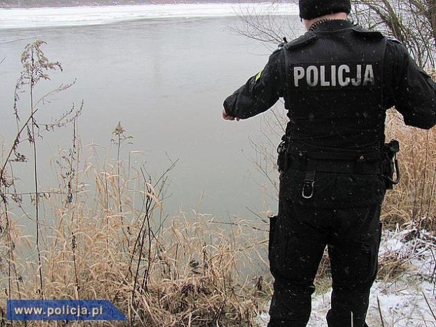 Tonąca kobieta uratowana