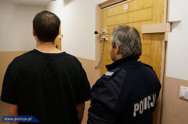 Sprawcy napadów na kantor i salon gier zatrzymani