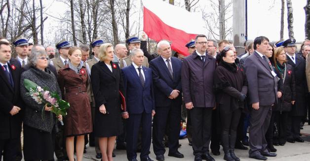 Polska delegacja oddała w Smoleńsku hołd ofiarom katastrofy Tu-154