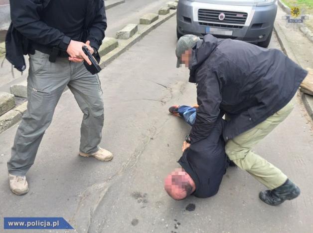 Gdańsk: Zarabiali na prostytucji! Jeden zmuszał kobiety do 