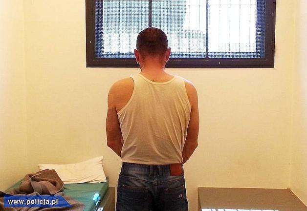 Zaczepiał małoletnie dziewczynki... 