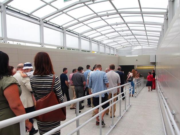 Warszawa: Przejście podziemne pod ul. Cyrulików otwarte