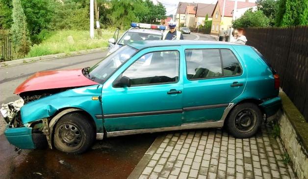 Bez prawa jazdy uciekał przed policją! Wiózł 2-letnie dziecko