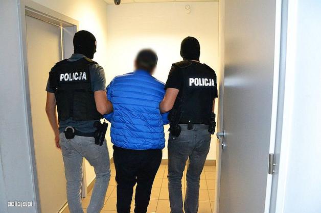 Oszukał 200 osób! Zrabował prawie 400 tysięcy złotych