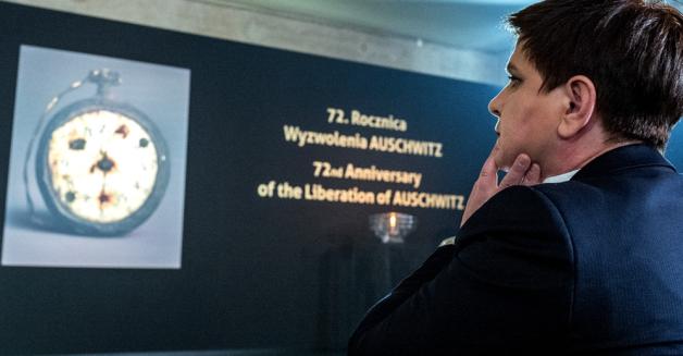 Premier Beata Szydło w obozie Auschwitz-Birkenau: Naszym zadaniem jest pamięć i prawda