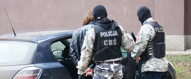 [VIDEO] Jedna z największych w Europie fabryk śmiercionośnego klefedronu – 4CMC zlikwidowane przez CBŚP na Pomorzu