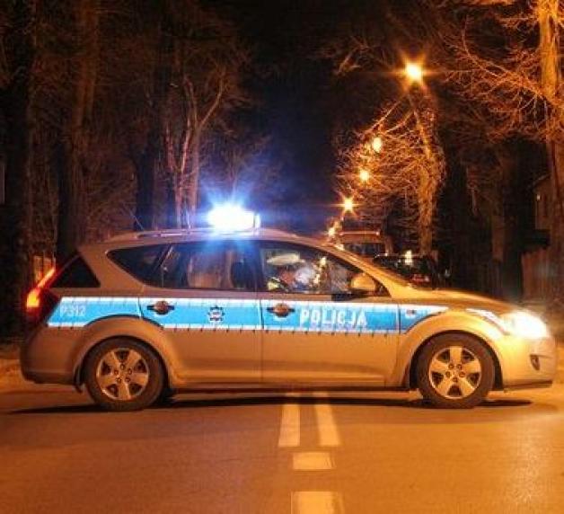 Tarnowskie Góry: Potrącił policjanta, bo nie miał prawa jazdy