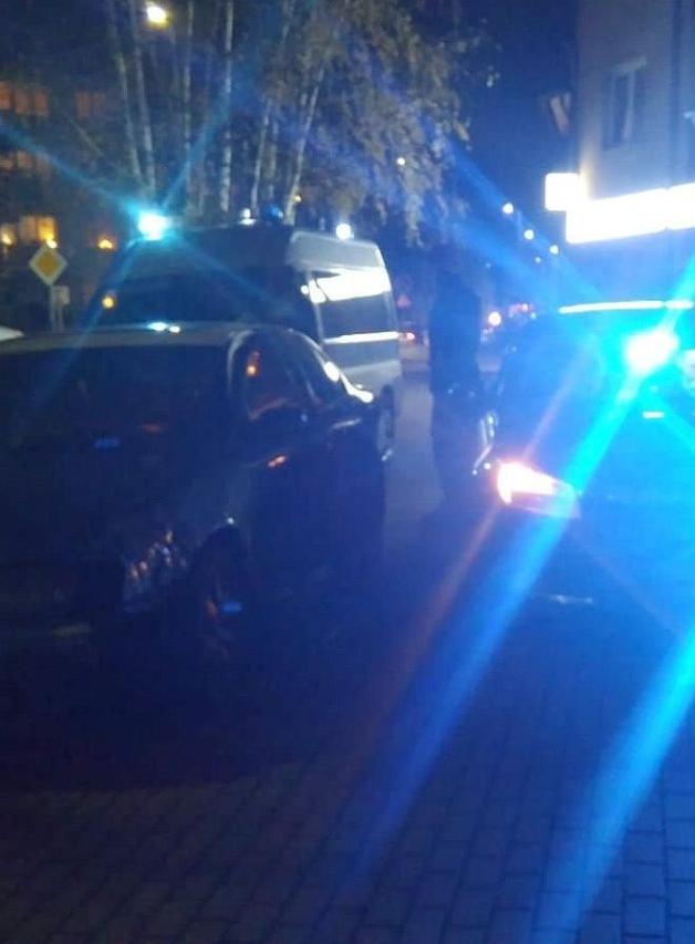 [VIDEO] Elbląg: Uciekał kradzionym samochodem – policjanci zatrzymali 17-latka