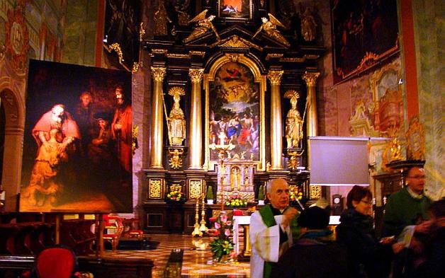 [VIDEO] UWIERZYĆ W MOC PRZEBACZENIA: Słowo i Msza Święta na 23 grudnia, IV Niedzielę Adwentu z Archikatedry w Lublinie