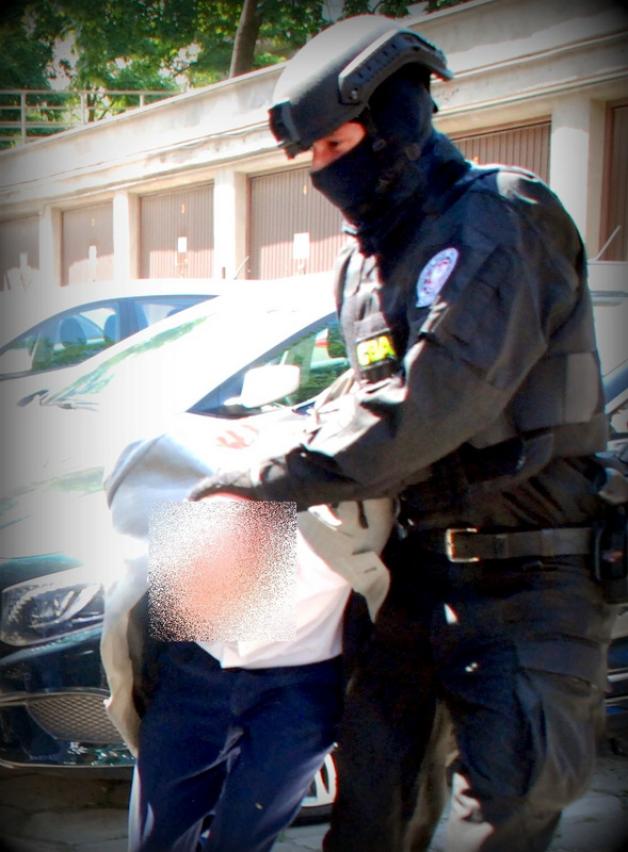 Trzy osoby zatrzymane ws. fikcyjnych faktur VAT