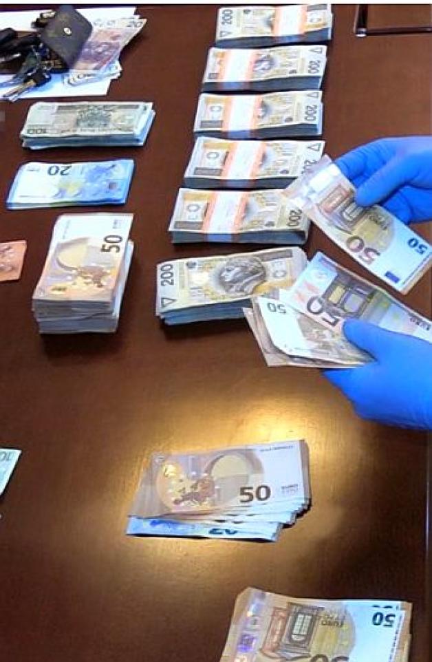 [VIDEO] Ukrainki wywozili do Francji. Sutenerów dorwała polska Policja