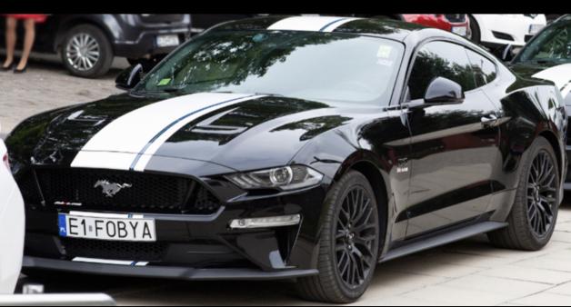 Rutkowski poszukuje skradzionego Forda Mustanga!