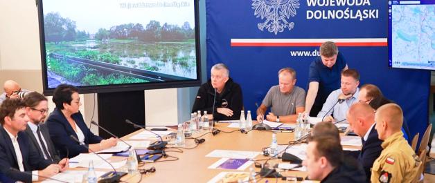 [VIDEO] Premier: Nie będziemy oszczędzać na odbudowie zalanych terenów