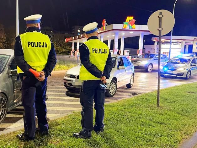 [VIDEO] Policyjne działania wymierzone w uczestników nielegalnych wyścigów